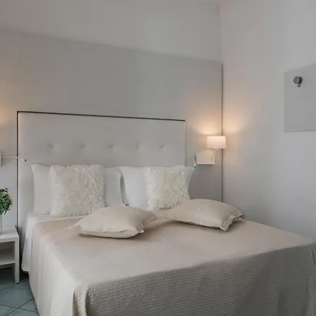 Ca' Bianca Otel 3*