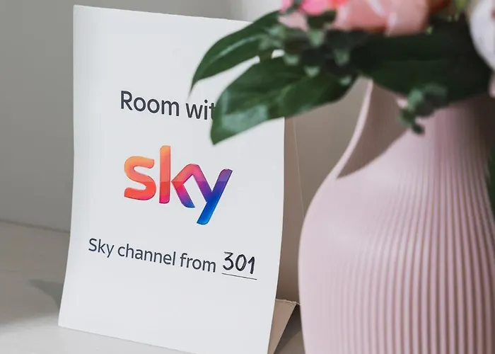 Ca' Bianca فندق 3*