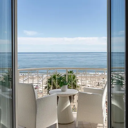 Hotel Ca' Bianca 3*