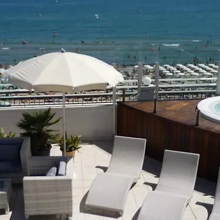 Hotel Ca' Bianca 3*