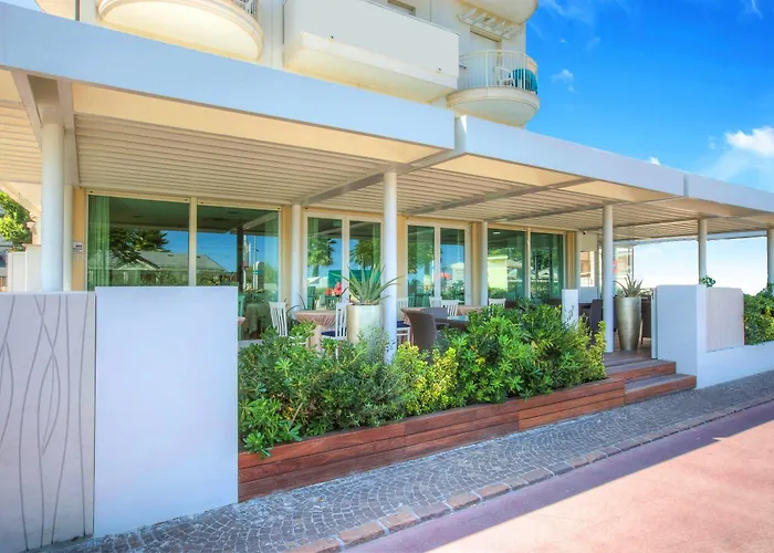 Ca' Bianca Hotel Riccione